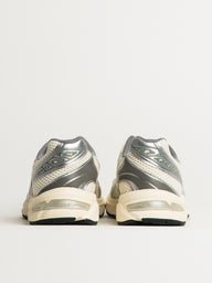 WOMENS ASICS GEL 1130 - CREAM/CLAY GREY
