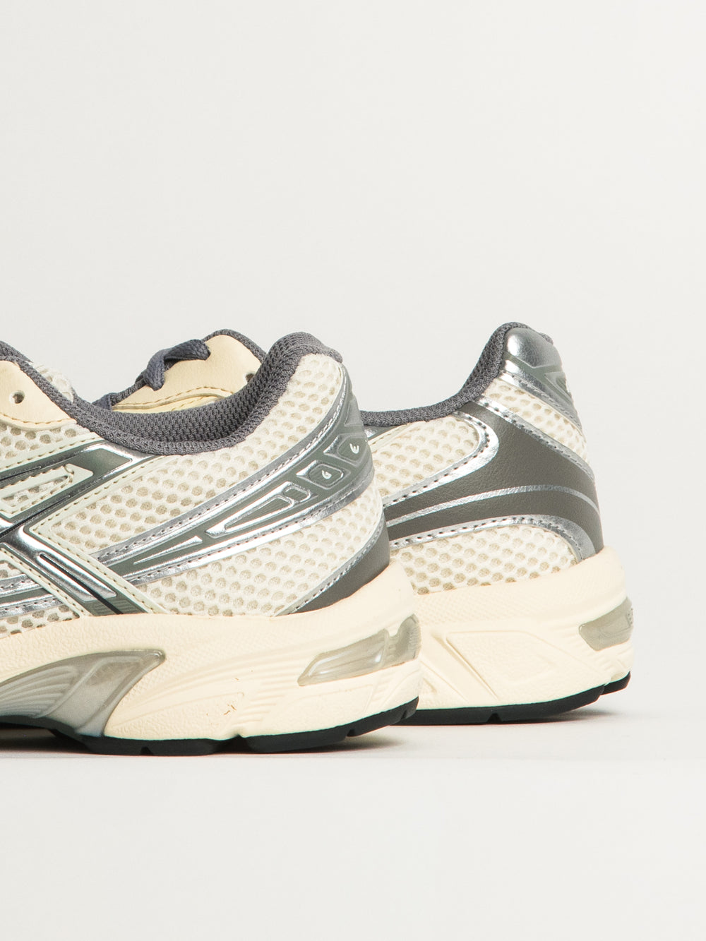 WOMENS ASICS GEL 1130 - CREAM/CLAY GREY