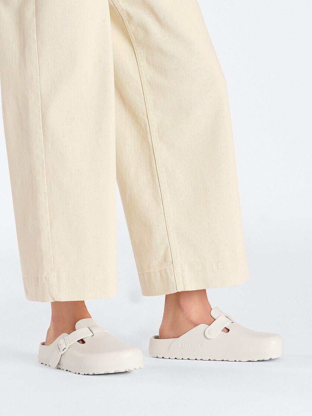 WOMENS BIRKENSTOCK BOSTON EVA CLOG - MEDIUM/NARROW - EGGSHELL