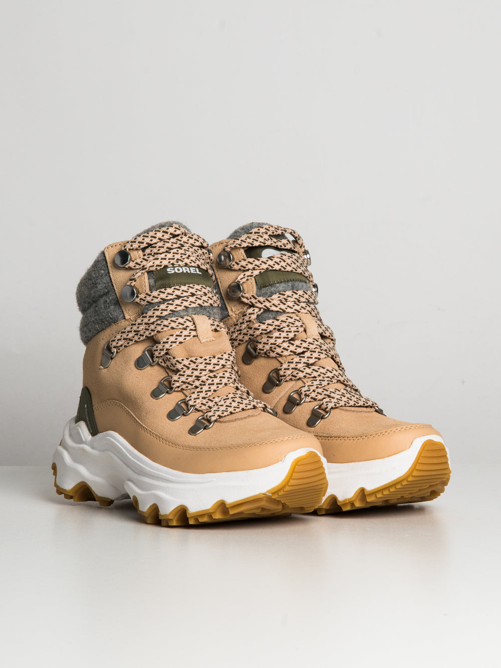 WOMENS SOREL KINETIC BREAKTHRU CONQUEST WATER PROOF - CLEARANCE