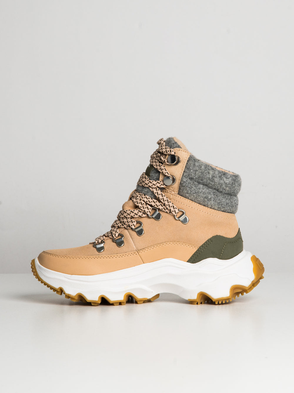 WOMENS SOREL KINETIC BREAKTHRU CONQUEST WATER PROOF - CLEARANCE