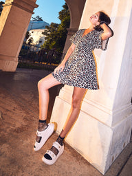 WOMENS CROCS CRUSH SANDAL - CLEARANCE