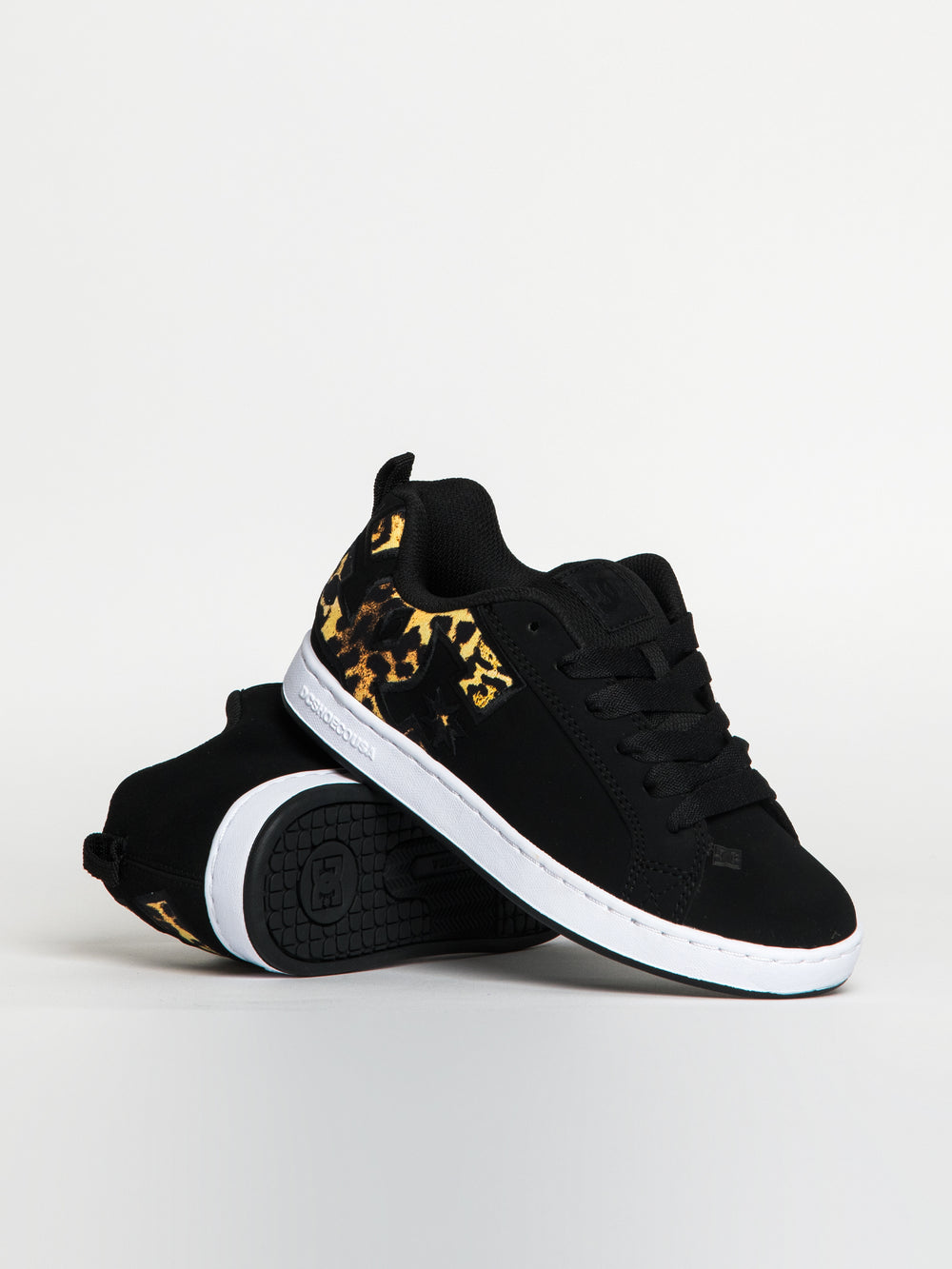WOMENS DC SHOES COURT GRAFFIK - CLEARANCE