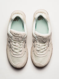 WOMENS NEW BALANCE THE 574 SNEAKER - SEA SALT