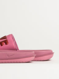 WOMENS NIKE OFFCOURT SLIDE - PINK