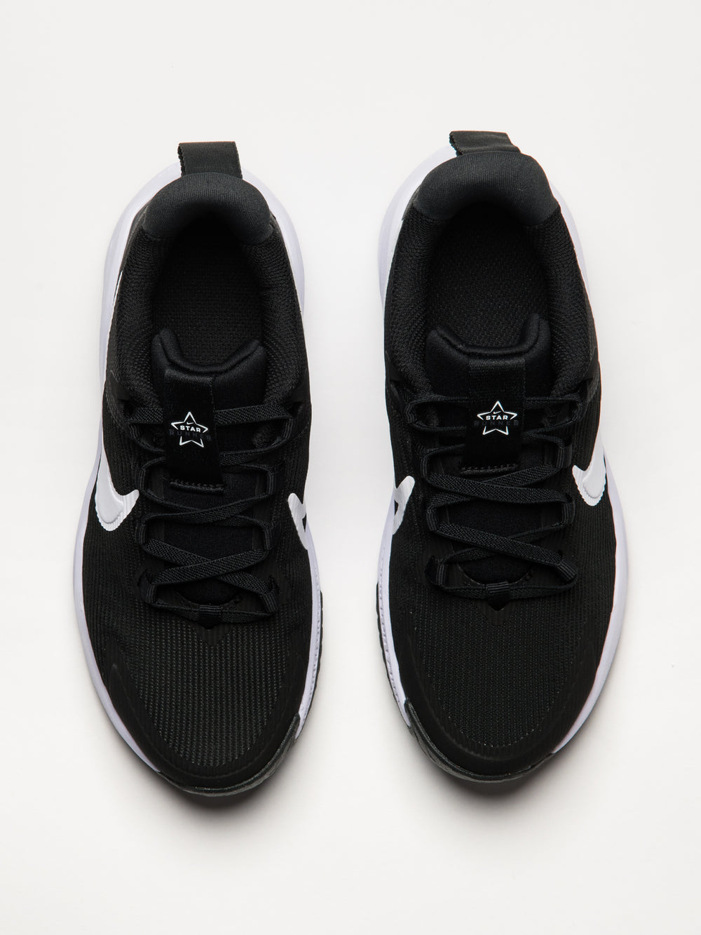 KIDS NIKE STAR RUNNER 4 SHOES - BLACK/WHITE