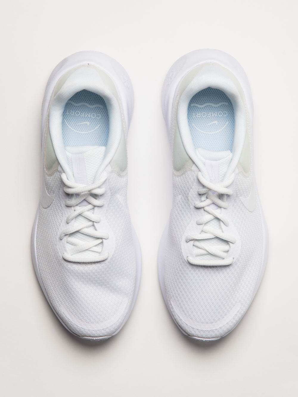 WOMENS NIKE REVOLUTION 7 RUNNING SHOE - WHITE