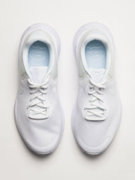 WOMENS NIKE REVOLUTION 7 RUNNING SHOE - WHITE