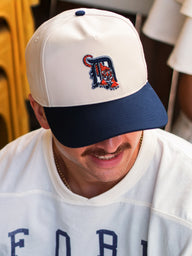 47 DETRIOT HITCH HAT