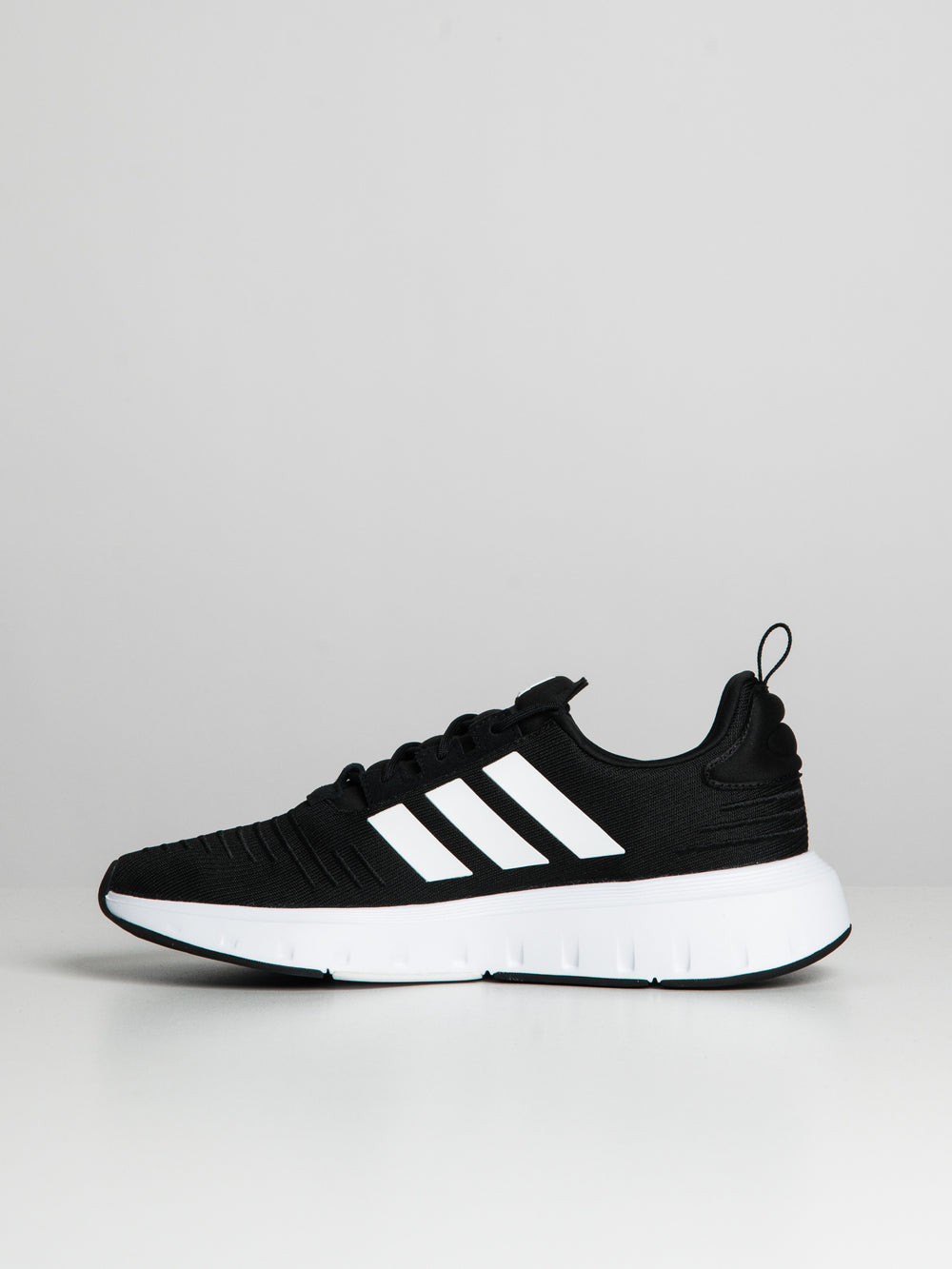 MENS ADIDAS SWIFT RUN 23 - CLEARANCE