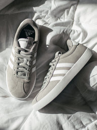 WOMENS ADIDAS VL COURT 3.0 SNEAKER - CLEARANCE