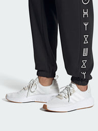 MENS ADIDAS SWIFT RUN 23 - CLEARANCE