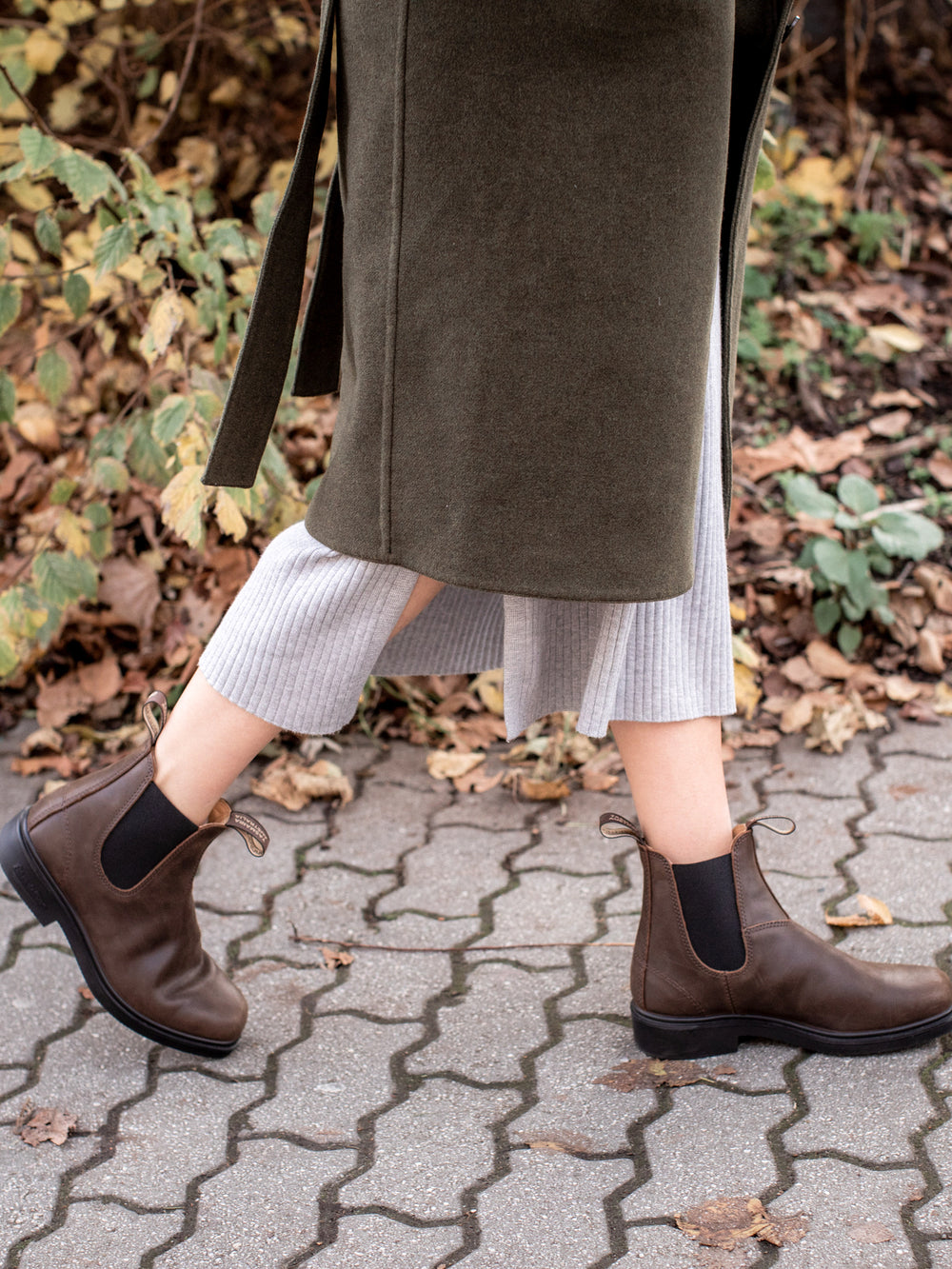 WOMENS BLUNDSTONE DRESS ANTIQUE BROWN Blackwell Supply