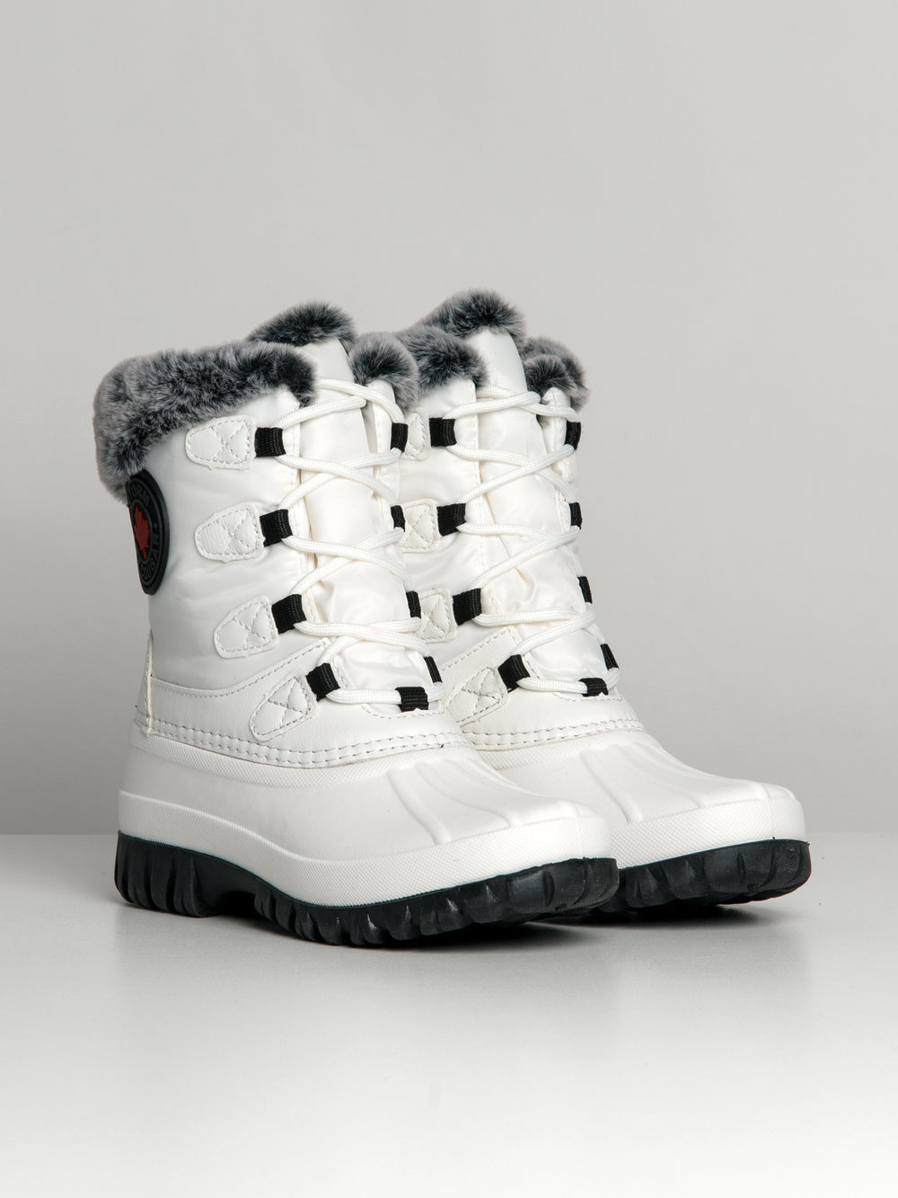 WOMENS COUGAR SHOES CABOT - CLEARANCE
