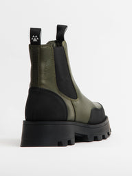WOMENS COUGAR SHANI BOOT - CLEARANCE