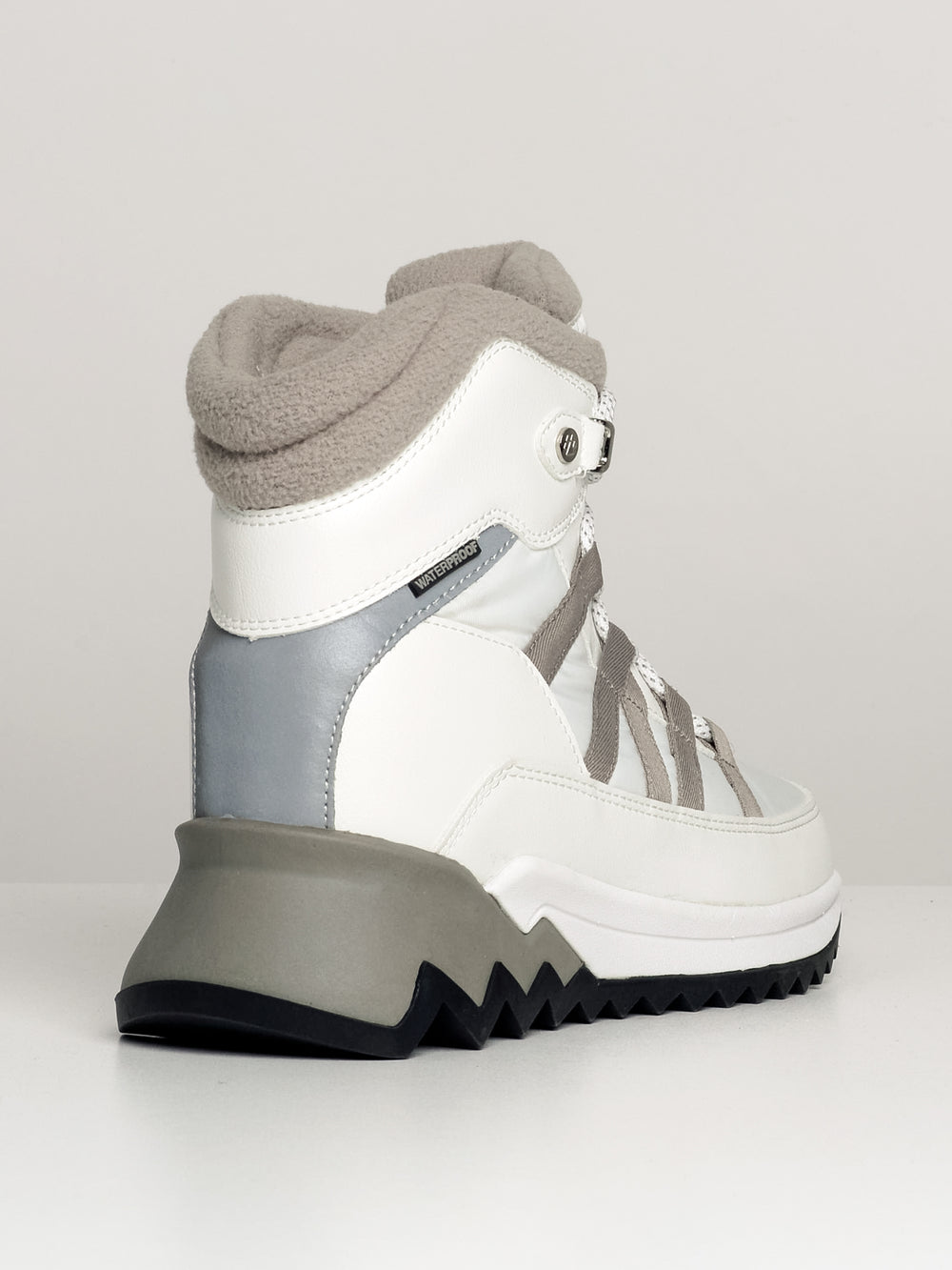 WOMENS COUGAR SHOES STEEZ - CLEARANCE