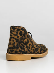 WOMENS CLARKS DESERT BOOT II  - CLEARANCE