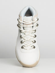 WOMENS COLUMBIA NEWTON RIDGE PLUS BOOT - CLEARANCE