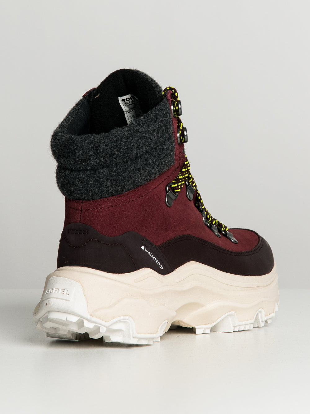 WOMENS SOREL KINETIC BREAKTHRU CONQUEST WATER PROOF - CLEARANCE