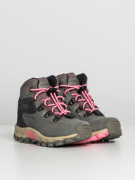 KIDS COLUMBIA CHILDRENS NEWTON RIDGE AMPED BOOT - CLEARANCE