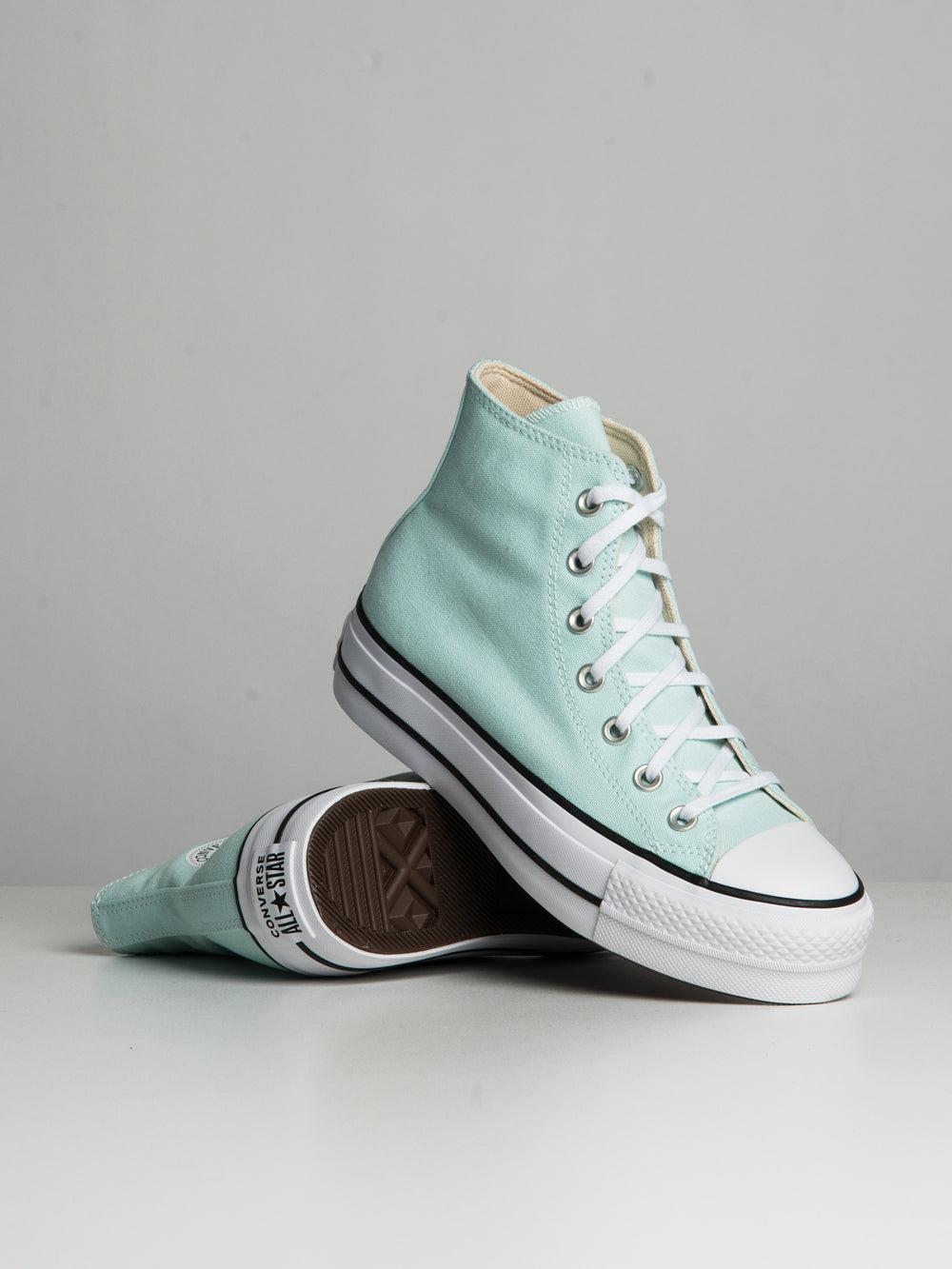 WOMENS CONVERSE CHUCK TAYLOR ALL-STAR LIFT PLATFORM SNEAKER - CLEARANCE