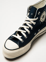 WOMENS CONVERSE CHUCK TAYLOR ALL-STARS LIFT SNEAKERS - CLEARANCE