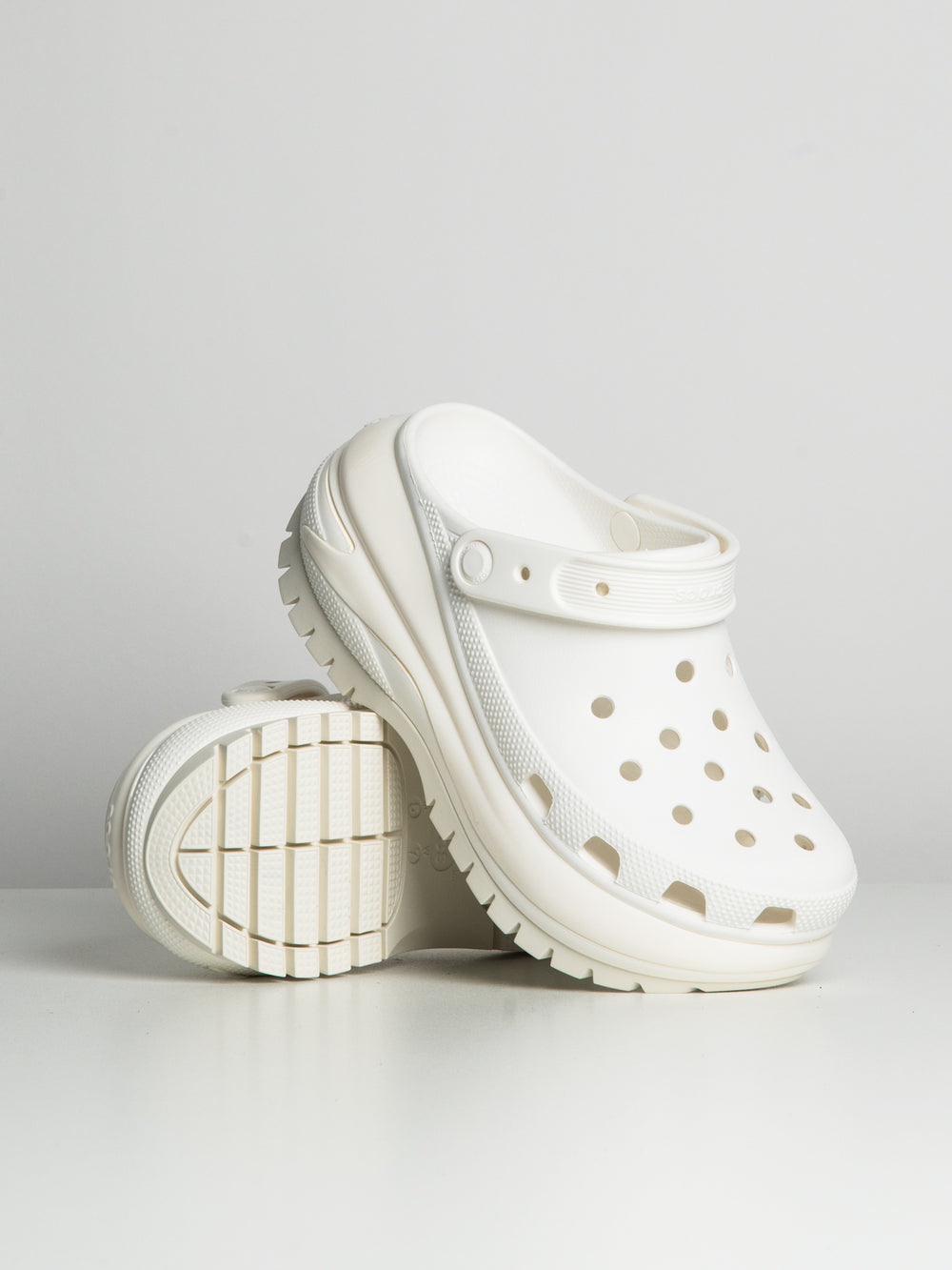 WOMENS CROCS CLASSIC MEGA CRUSH CLOG - CLEARANCE