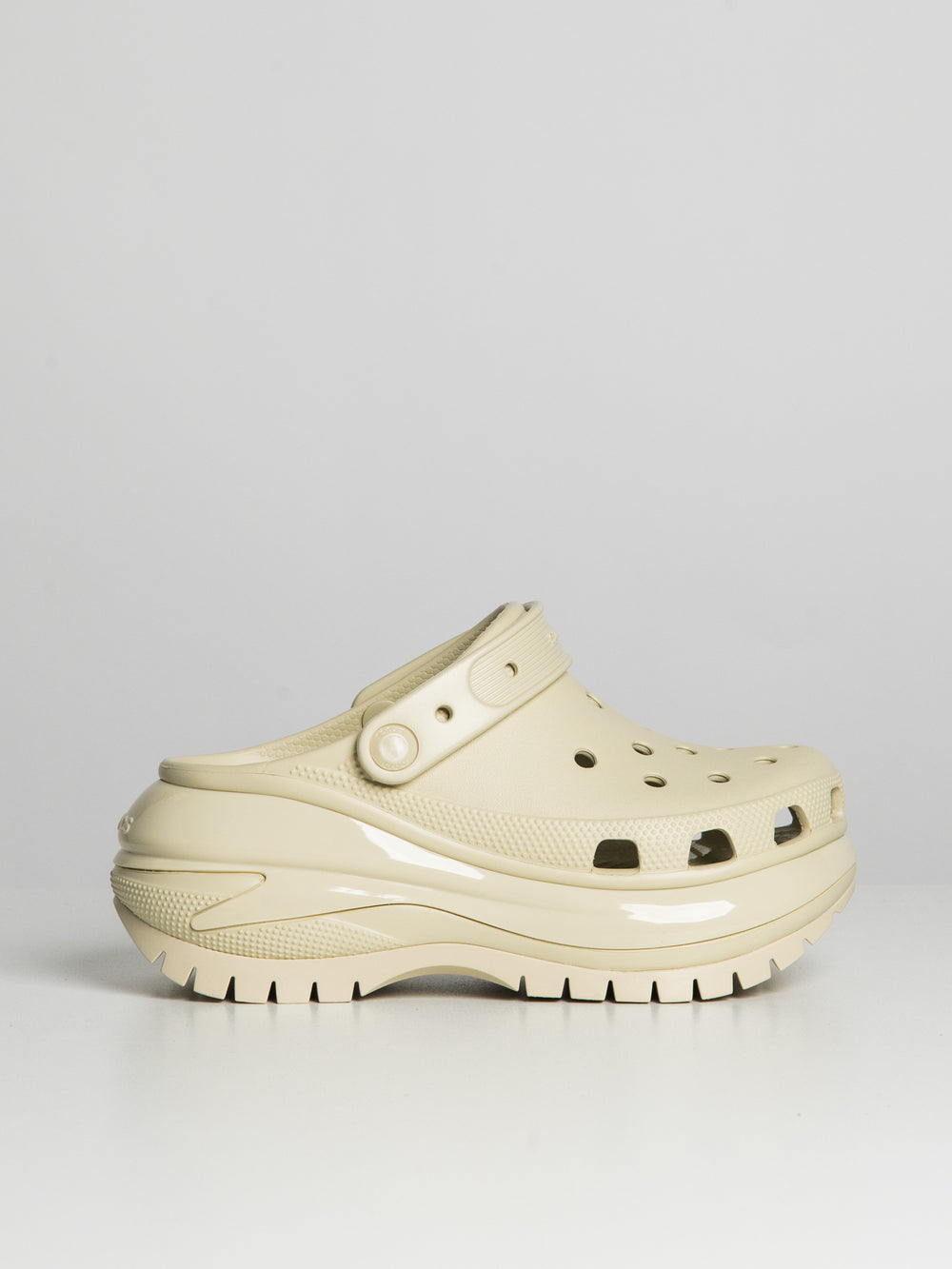 WOMENS CROCS CLASSIC MEGA CRUSH - CLEARANCE