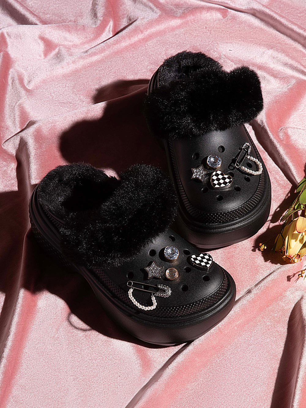 WOMENS CROCS STOMP LINED CLOG - CLEARANCE