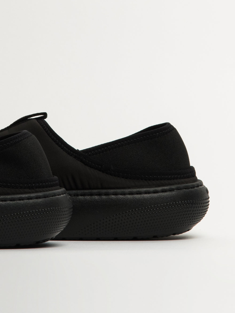 MENS CROCS CLASSIC PUFF MOC - CLEARANCE