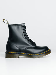 WOMENS DR MARTENS 1460W SMOOTH BOOT - CLEARANCE