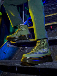 MENS DR MARTENS BOURY EXTRA TOUGH 50/50 BOOT - CLEARANCE