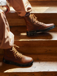 MENS DR MARTENS COMBS ARCHIVE PULL UP - CLEARANCE