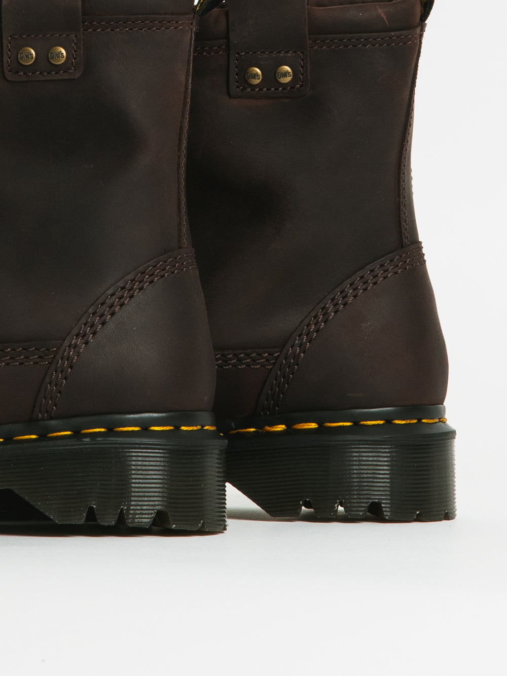 WOMENS DR MARTENS ANISTONE LO WAXY PULL UP - CLEARANCE