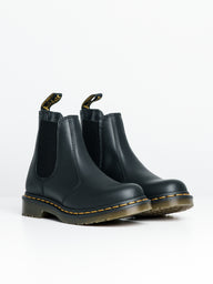 WOMENS DR MARTENS 2976 NAPPA SHORT BOOT - CLEARANCE