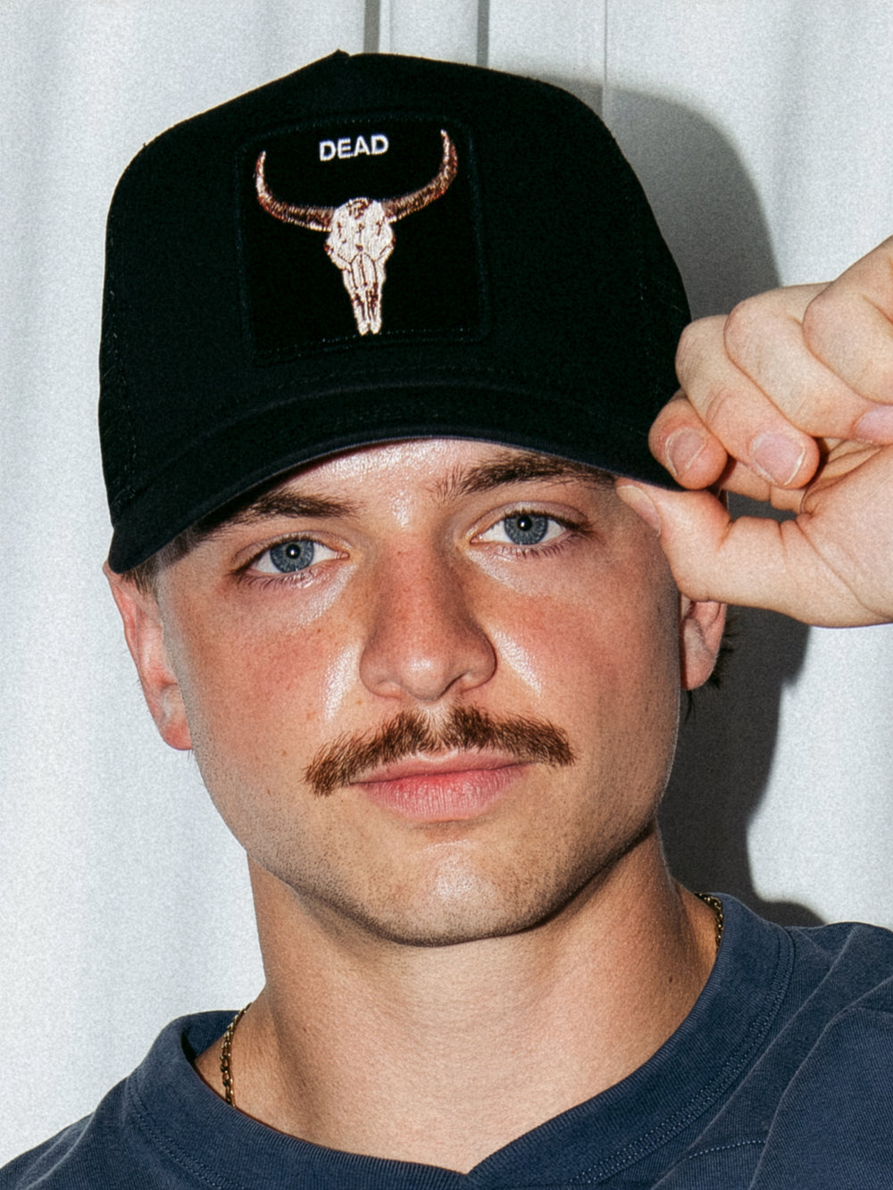 GOORIN BROS DEAD TRUCKER HAT - BLACK