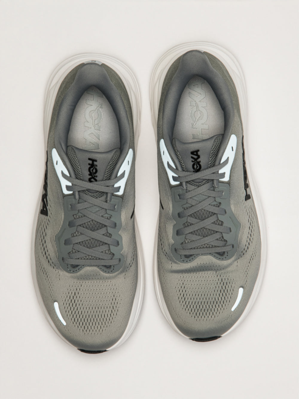 HOKA CLIFTON 11 SNEAKER - GREY