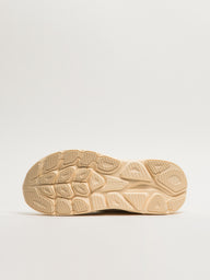 WOMENS HOKA CLIFTON 11 SNEAKER - OATMEAL