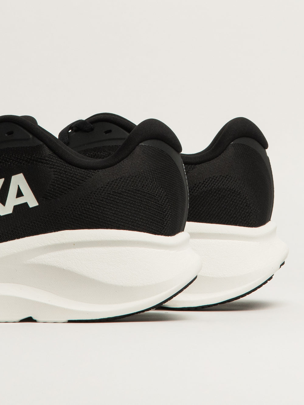 HOKA RINCON 5 SNEAKER - BLACK/WHITE