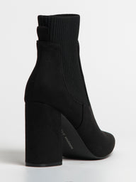 WOMENS STEVE MADDEN REVENGE - CLEARANCE