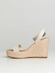 WOMENS STEVE MADDEN UPSTAGE - CLEARANCE