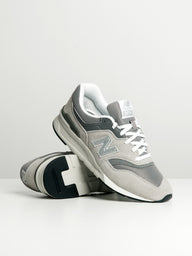 MENS NEW BALANCE THE 997 SNEAKER - CLEARANCE