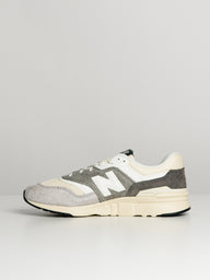 MENS NEW BALANCE THE 997 - LIGHT ALUMINUM SNEAKER - CLEARANCE