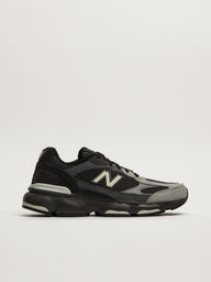 NEW BALANCE THE 603 SNEAKER - BLACK