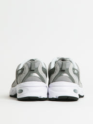 WOMENS NEW BALANCE THE 530 SNEAKER - RAINCLOUD