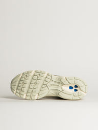 WOMENS NEW BALANCE THE 530 SNEAKER - GOLD