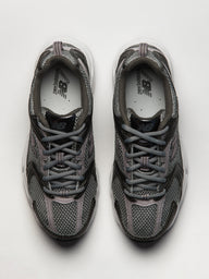 WOMENS NEW BALANCE THE 530 SNEAKER - METALLIC BLACK