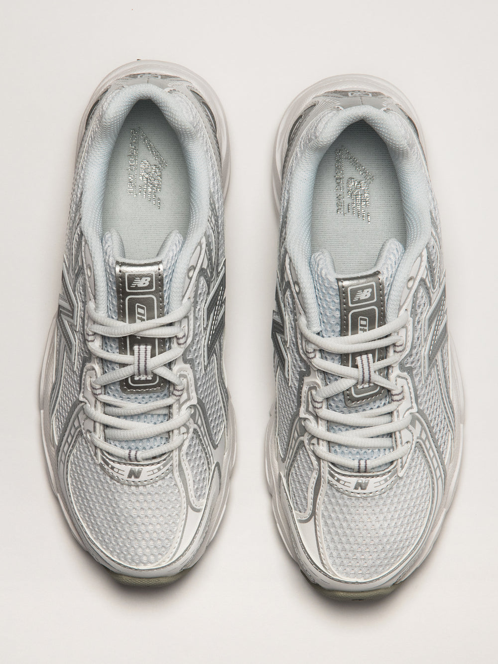 WOMENS NEW BALANCE THE 740 - WHITE METALLIC
