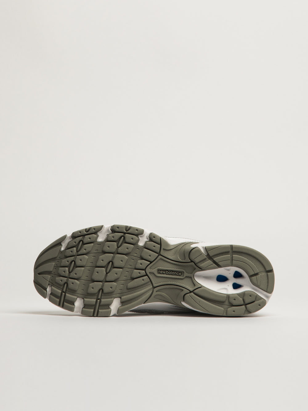 WOMENS NEW BALANCE THE 740 - WHITE METALLIC