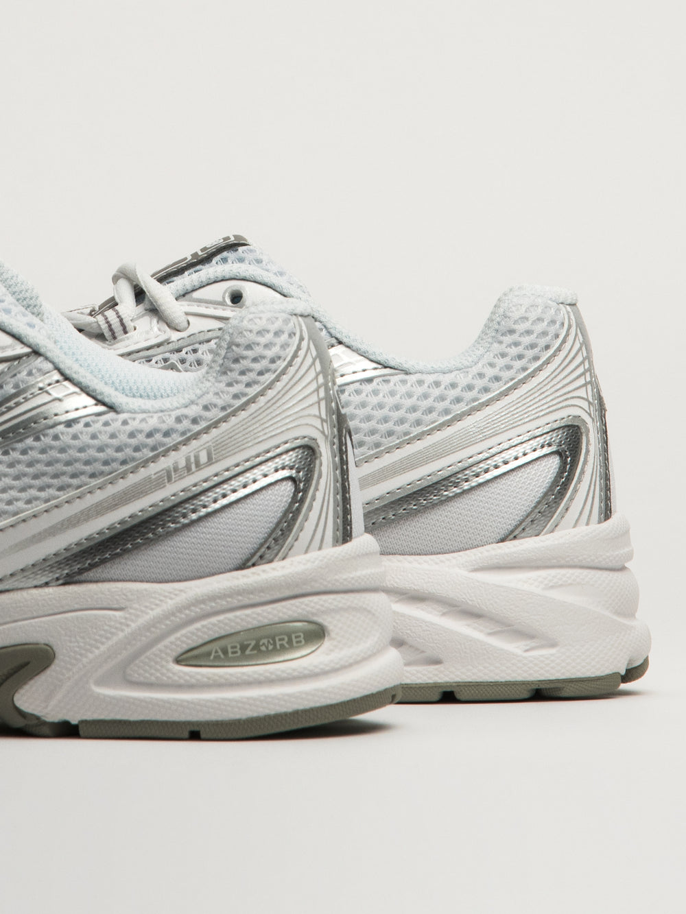 WOMENS NEW BALANCE THE 740 - WHITE METALLIC